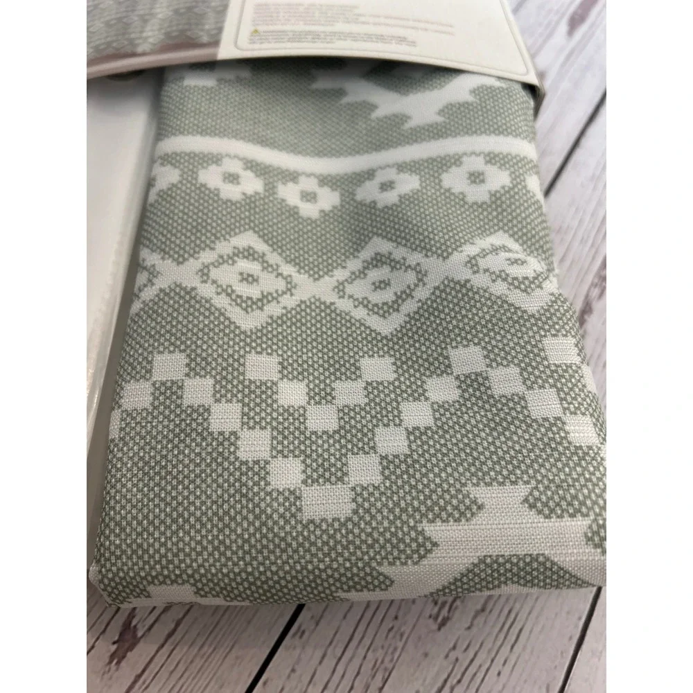 Lily‎ and Birdie 14 Piece Shower Set Sage Green Geometric